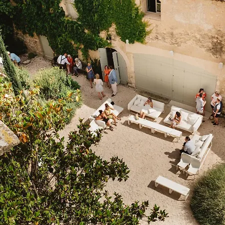 Chateau St Maximin - 5 Min D'Uzes * Saint-Maximin (Gard)